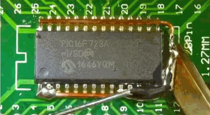  更大的SOP芯片，則使用更長(zhǎng)的導(dǎo)熱銅絲